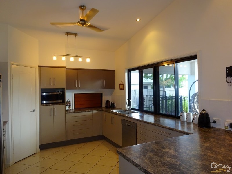 20 Albatross Court, Kirwan QLD 4817