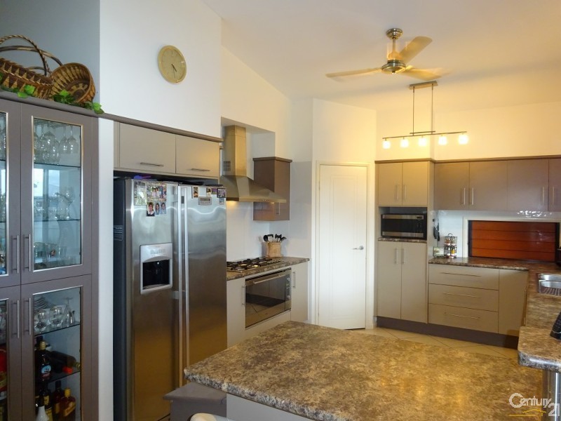 20 Albatross Court, Kirwan QLD 4817