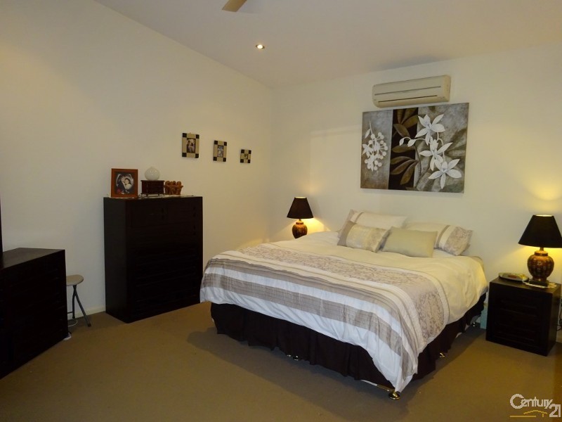 20 Albatross Court, Kirwan QLD 4817