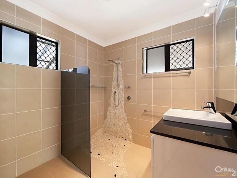 23  Pacific Avenue, Bushland Beach QLD 4818