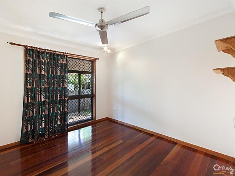 23  Pacific Avenue, Bushland Beach QLD 4818