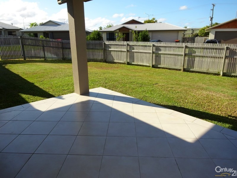 4 Barra Court, Mount Louisa QLD 4814