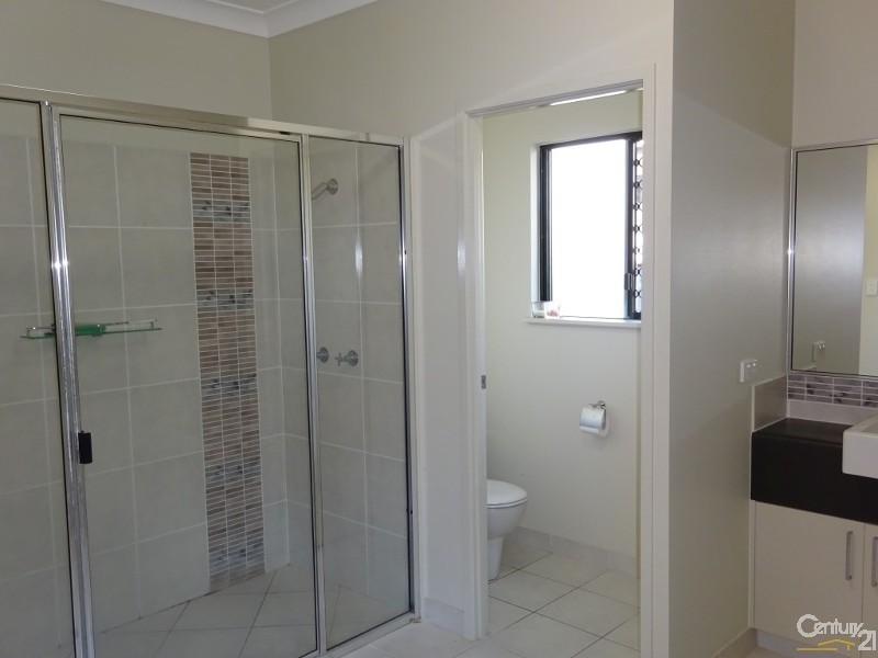 4 Barra Court, Mount Louisa QLD 4814