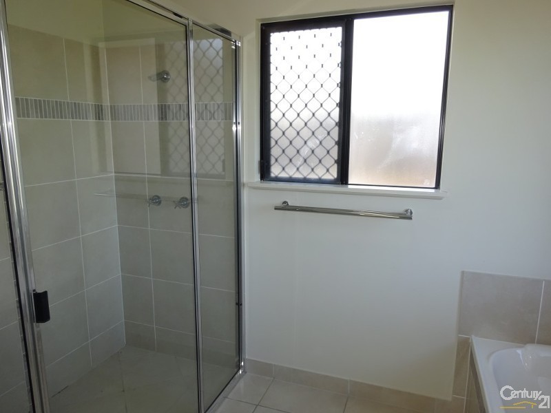 4 Barra Court, Mount Louisa QLD 4814