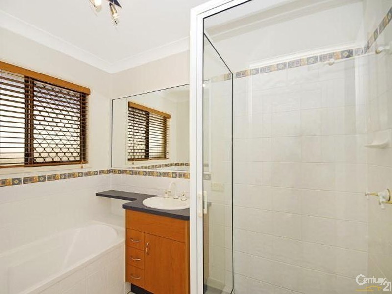 29 Greentree Circuit, Bushland Beach QLD 4818