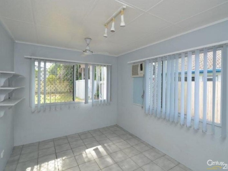 70 Farrell Street, Kirwan QLD 4817