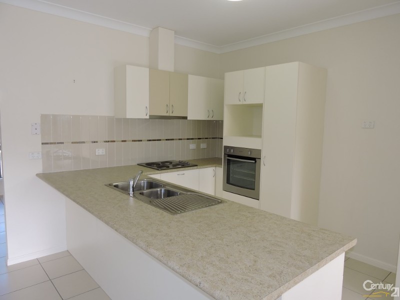 8 Mulwaree Lane, Kelso QLD 4815