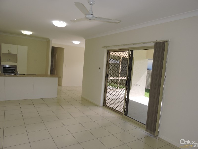 8 Mulwaree Lane, Kelso QLD 4815