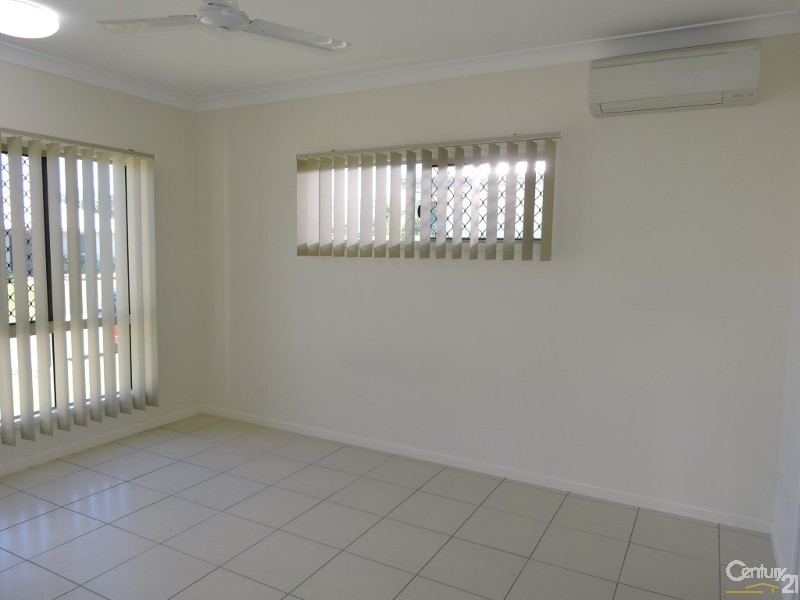 8 Mulwaree Lane, Kelso QLD 4815