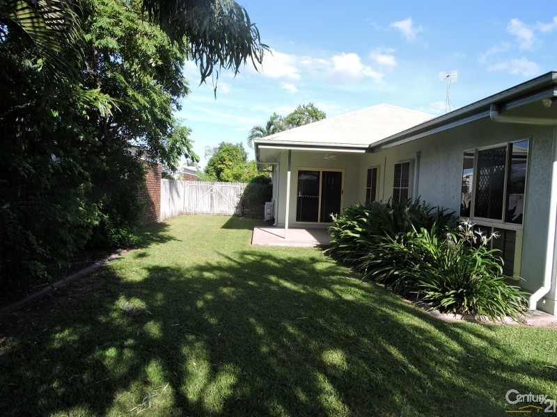 25 Eureka Crescent, Kirwan QLD 4817