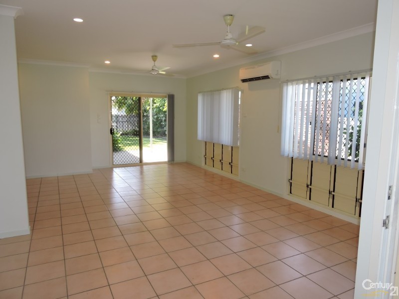 25 Eureka Crescent, Kirwan QLD 4817