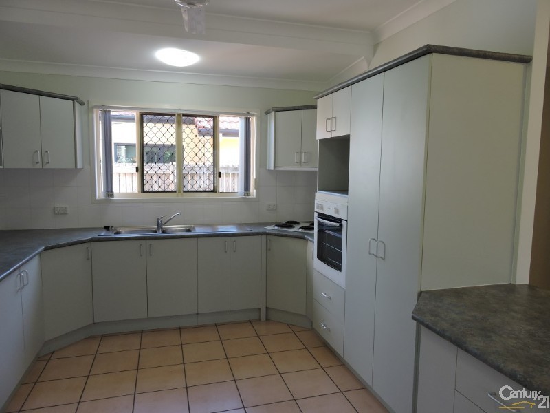 25 Eureka Crescent, Kirwan QLD 4817