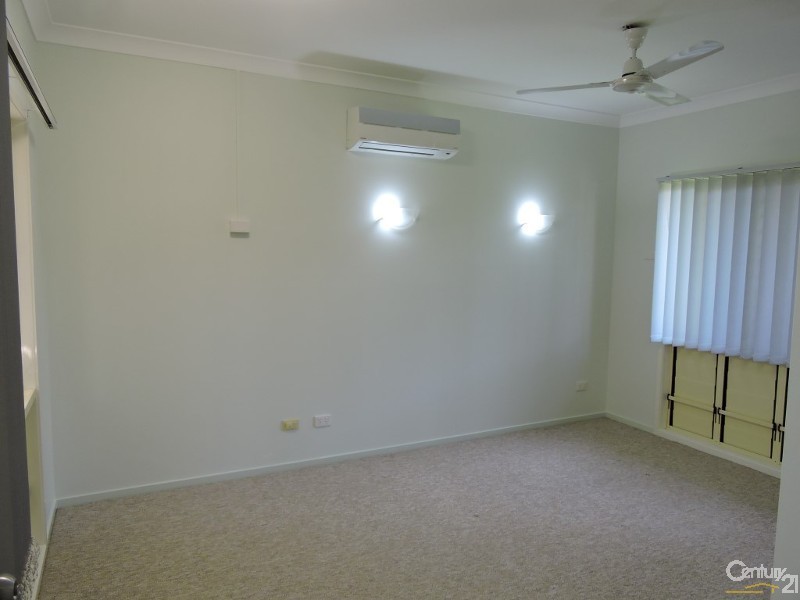 25 Eureka Crescent, Kirwan QLD 4817