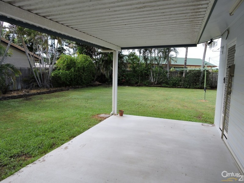 30 Chiquita Avenue, Rasmussen QLD 4815