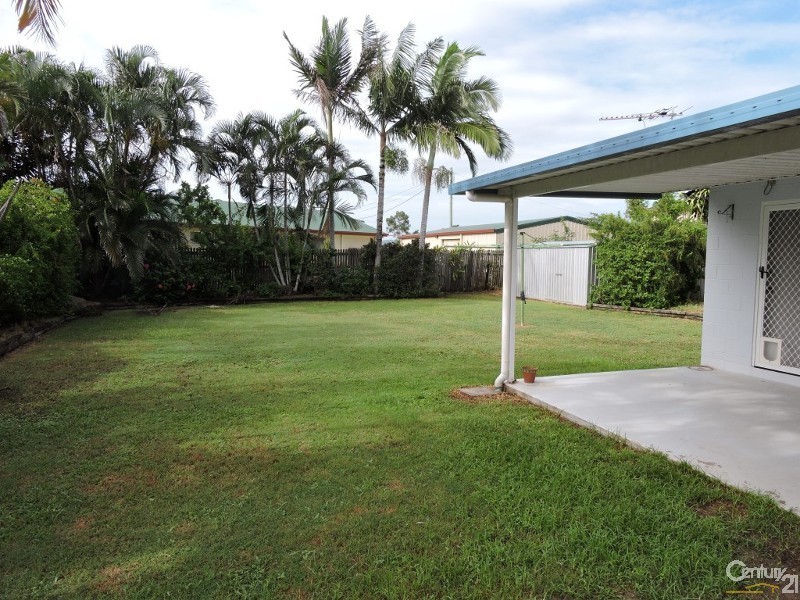 30 Chiquita Avenue, Rasmussen QLD 4815