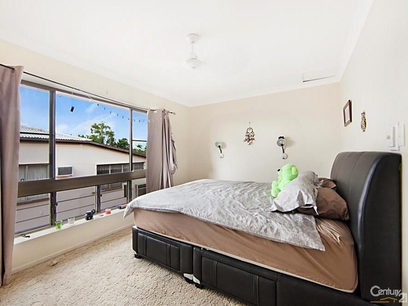 2/16 Cowley Street, West End QLD 4810