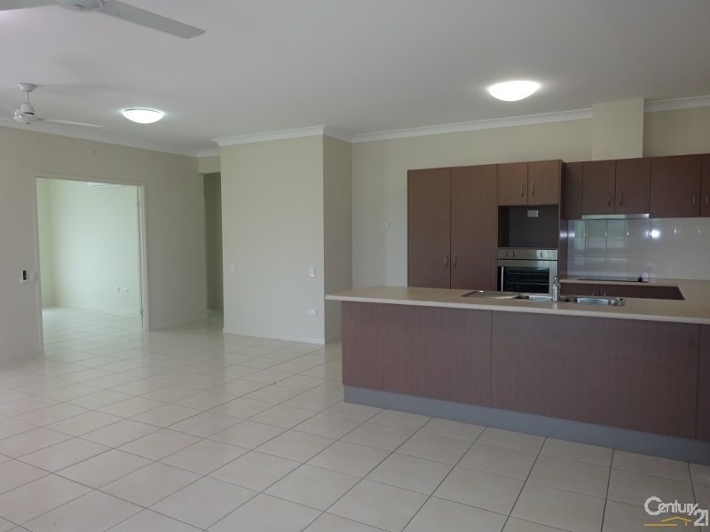 2 Benedore Street, Rasmussen QLD 4815