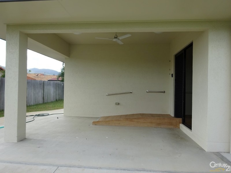2 Benedore Street, Rasmussen QLD 4815