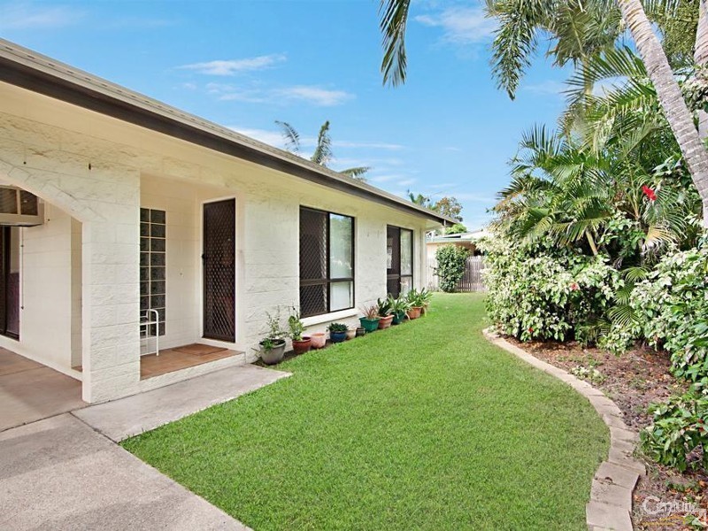 19 Yut Fay Avenue, Kelso QLD 4815