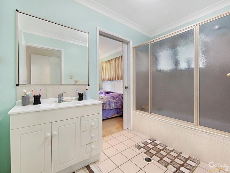 19 Yut Fay Avenue, Kelso QLD 4815