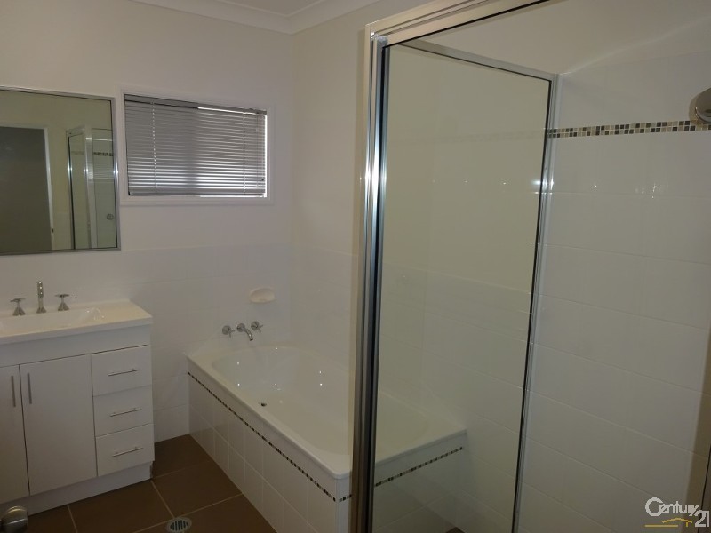 Bohle Plains QLD 4817