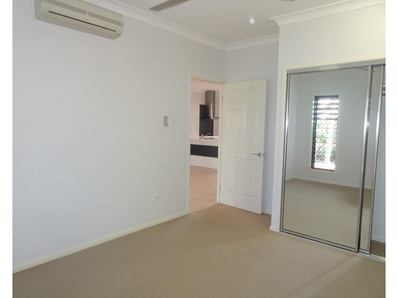 1/12 Hickory Court, Bushland Beach QLD 4818