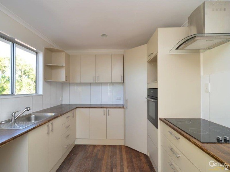 4 Lorikeet Street, Condon QLD 4815