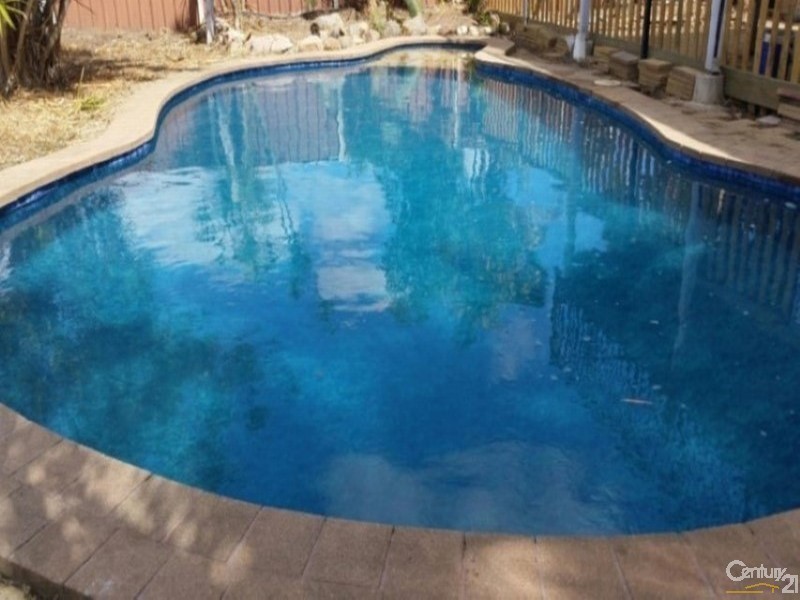 4 Lorikeet Street, Condon QLD 4815