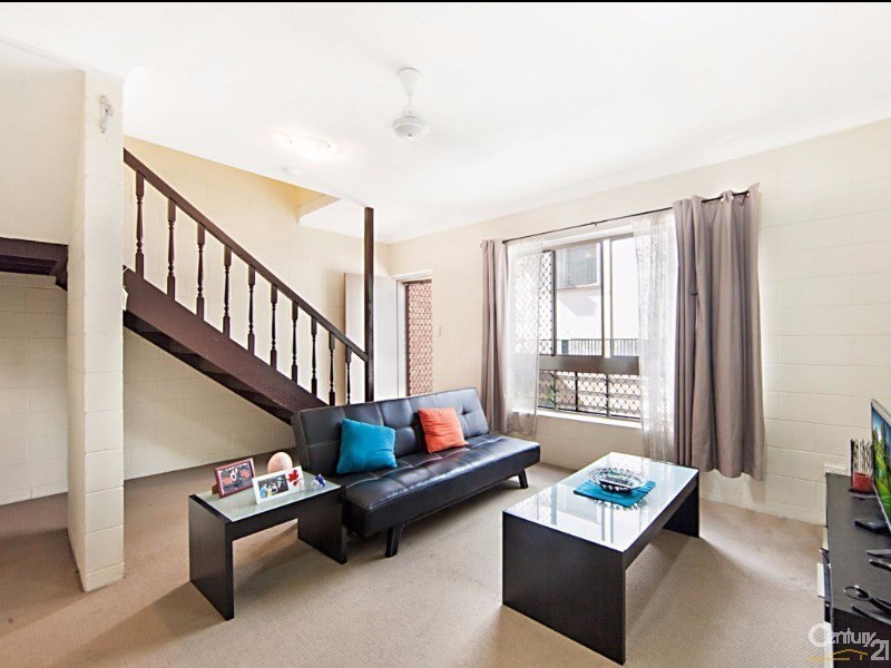 2/16 Cowley Street, West End QLD 4810