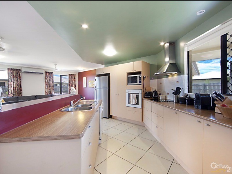 4 Heathcote Court, Deeragun QLD 4818