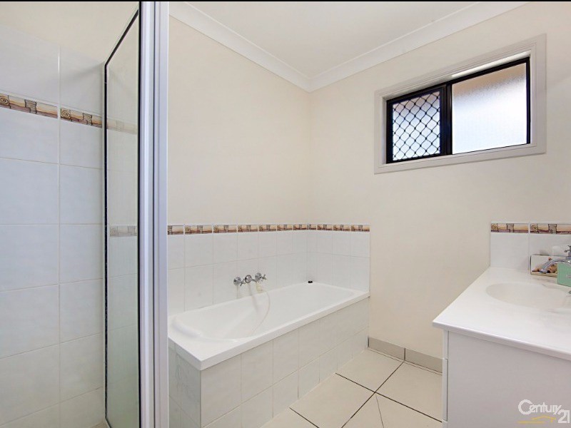 4 Heathcote Court, Deeragun QLD 4818