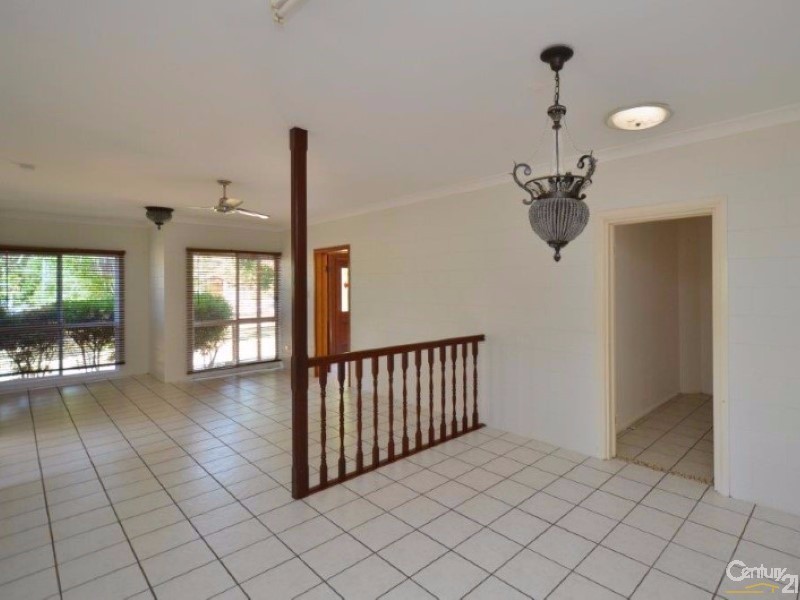 218 Kelso Drive, Kelso QLD 4815