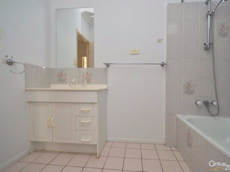 218 Kelso Drive, Kelso QLD 4815