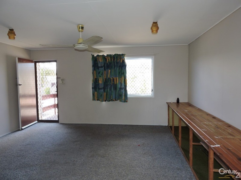 28 Malbon Road, Kirwan QLD 4817