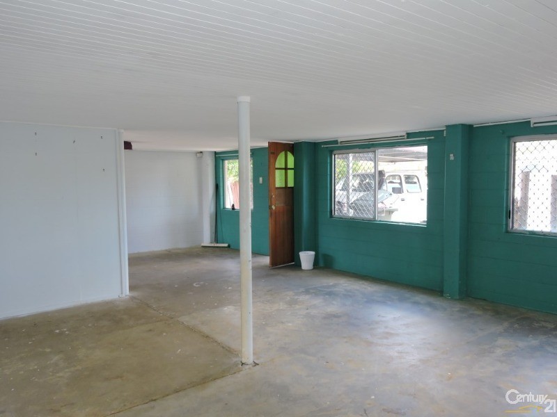 28 Malbon Road, Kirwan QLD 4817