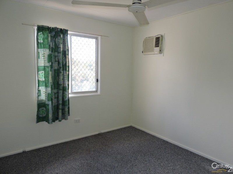 28 Malbon Road, Kirwan QLD 4817