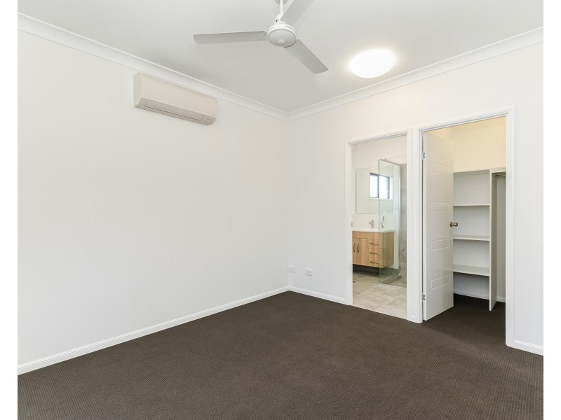 74 Riveredge Boulevard, Oonoonba QLD 4811