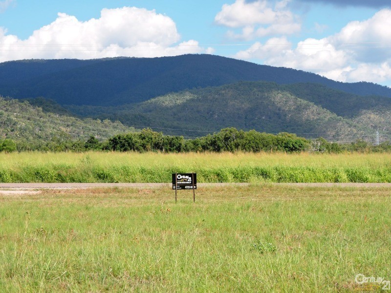 Balgal Beach QLD 4816