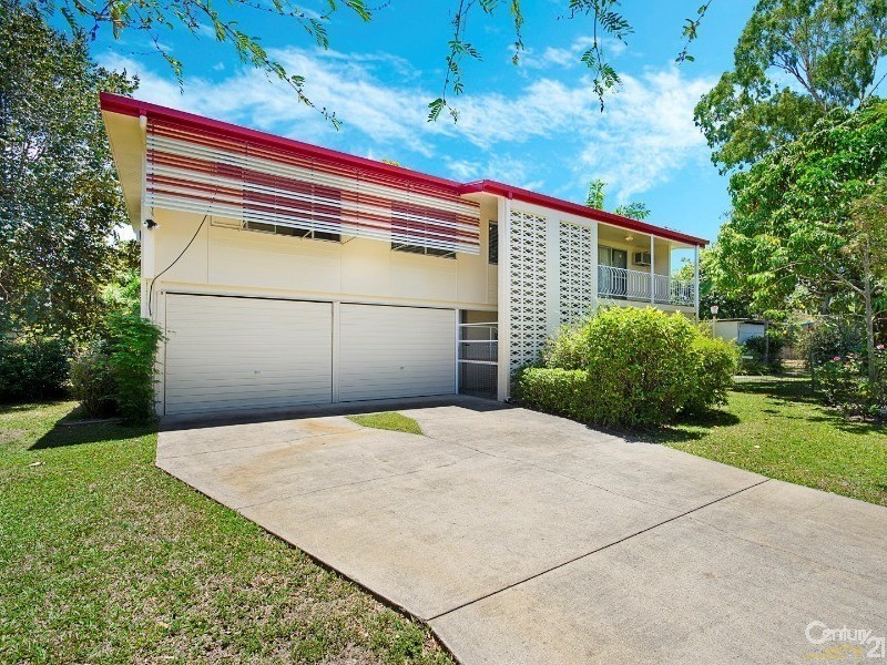 54 Renecol Avenue, Rasmussen QLD 4815