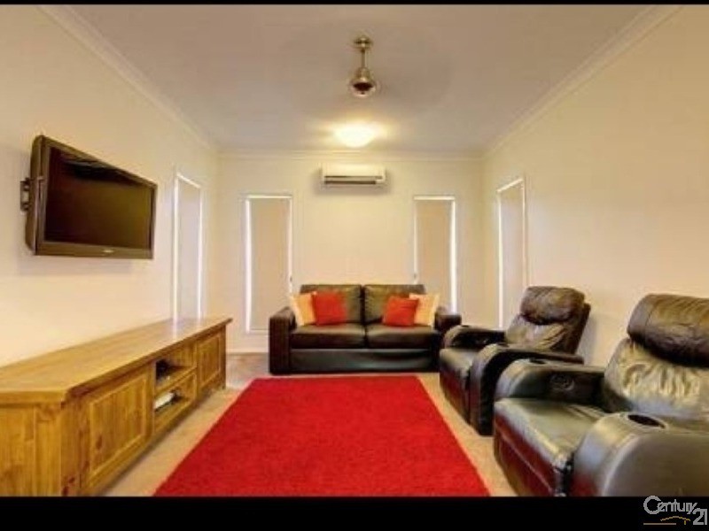 Bohle Plains QLD 4817