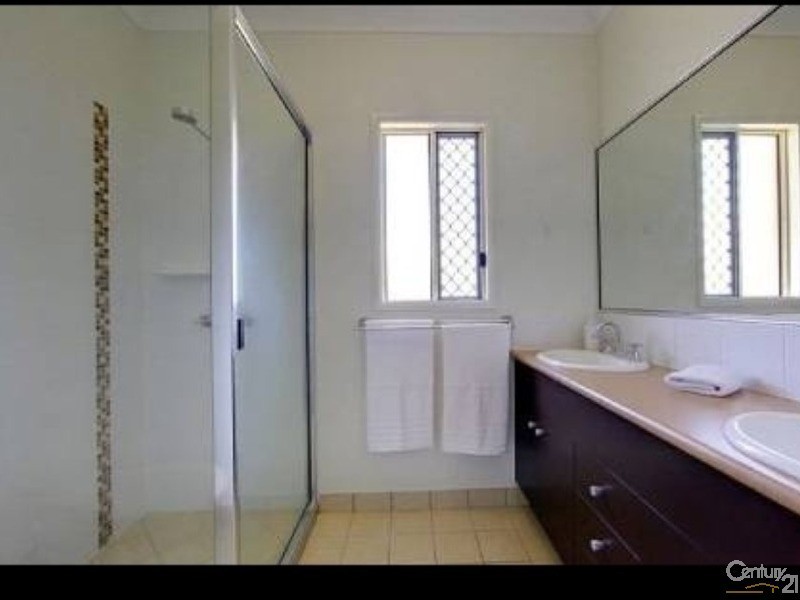 Bohle Plains QLD 4817