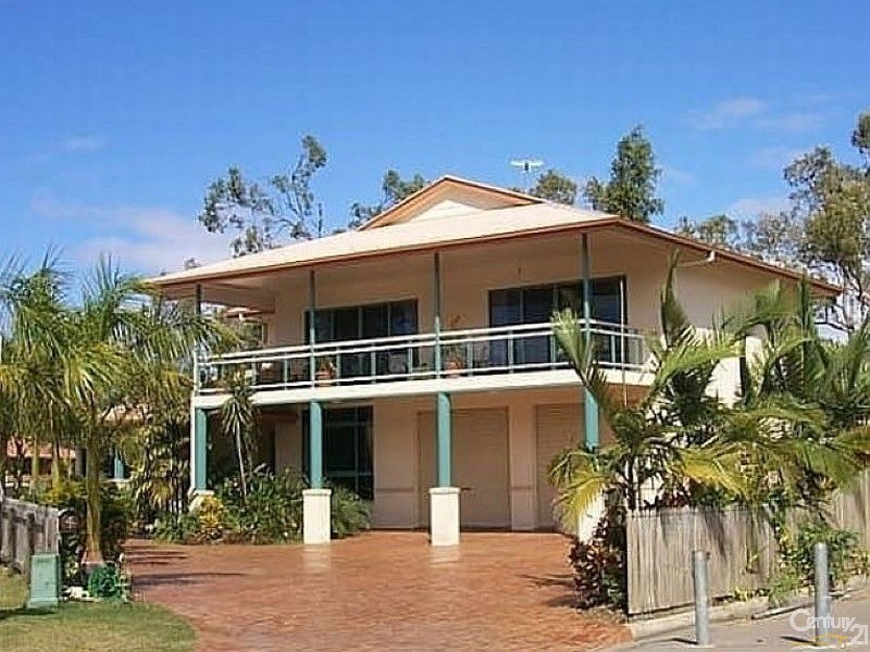 4 Alba Court, Bushland Beach QLD 4818