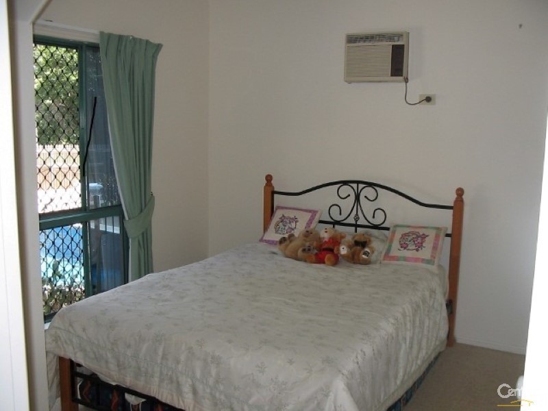 4 Alba Court, Bushland Beach QLD 4818