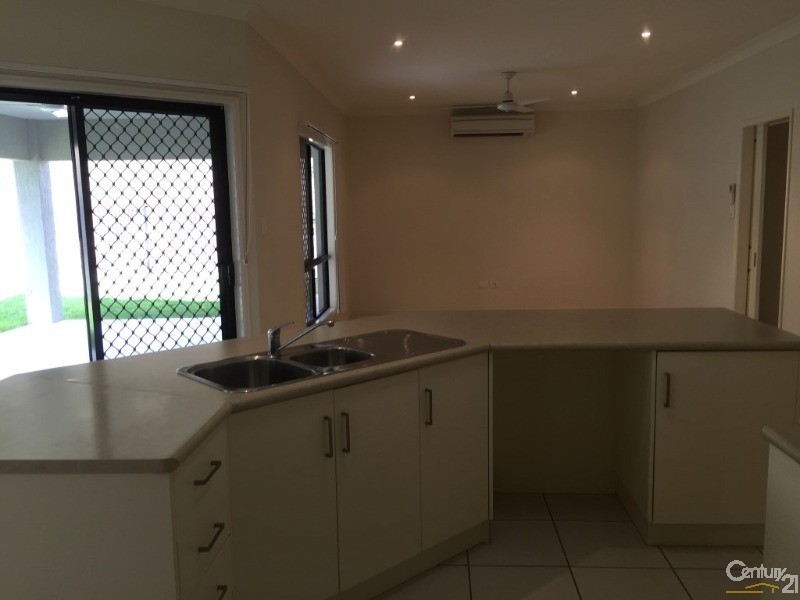 28 Jindalee Crescent, Douglas QLD 4814