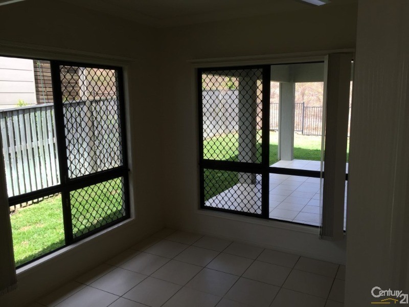 28 Jindalee Crescent, Douglas QLD 4814