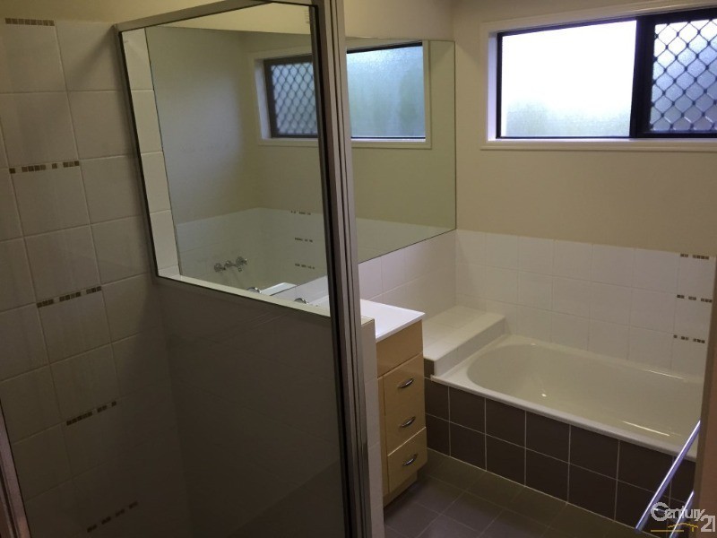 28 Jindalee Crescent, Douglas QLD 4814