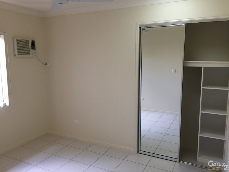 28 Jindalee Crescent, Douglas QLD 4814