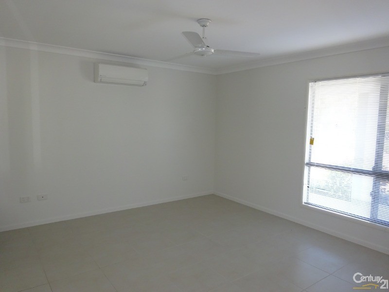 4 Kahana Avenue, Burdell QLD 4818