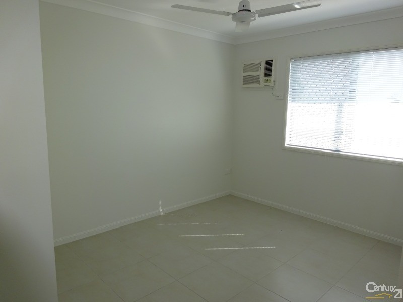 4 Kahana Avenue, Burdell QLD 4818