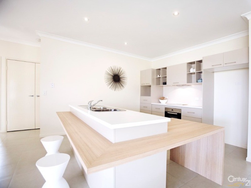 22 Dunlop Street, Kelso QLD 4815